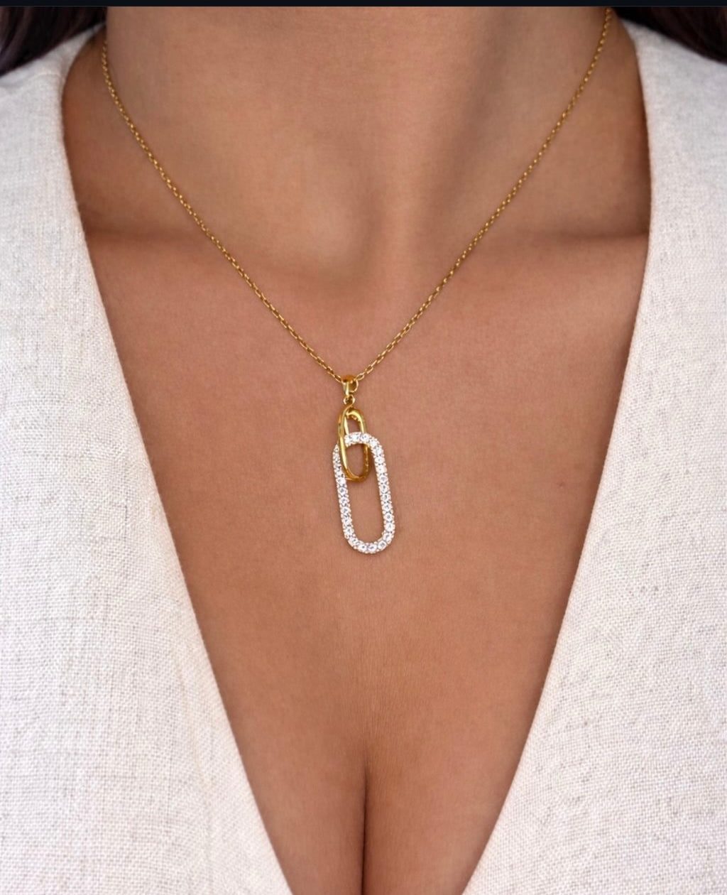 Cable Chain with Pendant